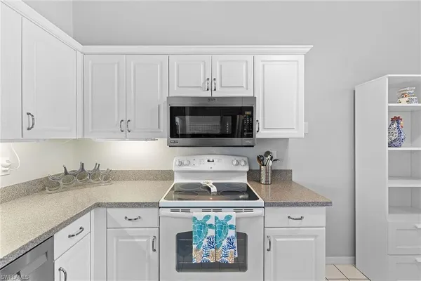 $5,000 | 2651 Citrus Lake Drive, Unit D302, Naples, FL 34109