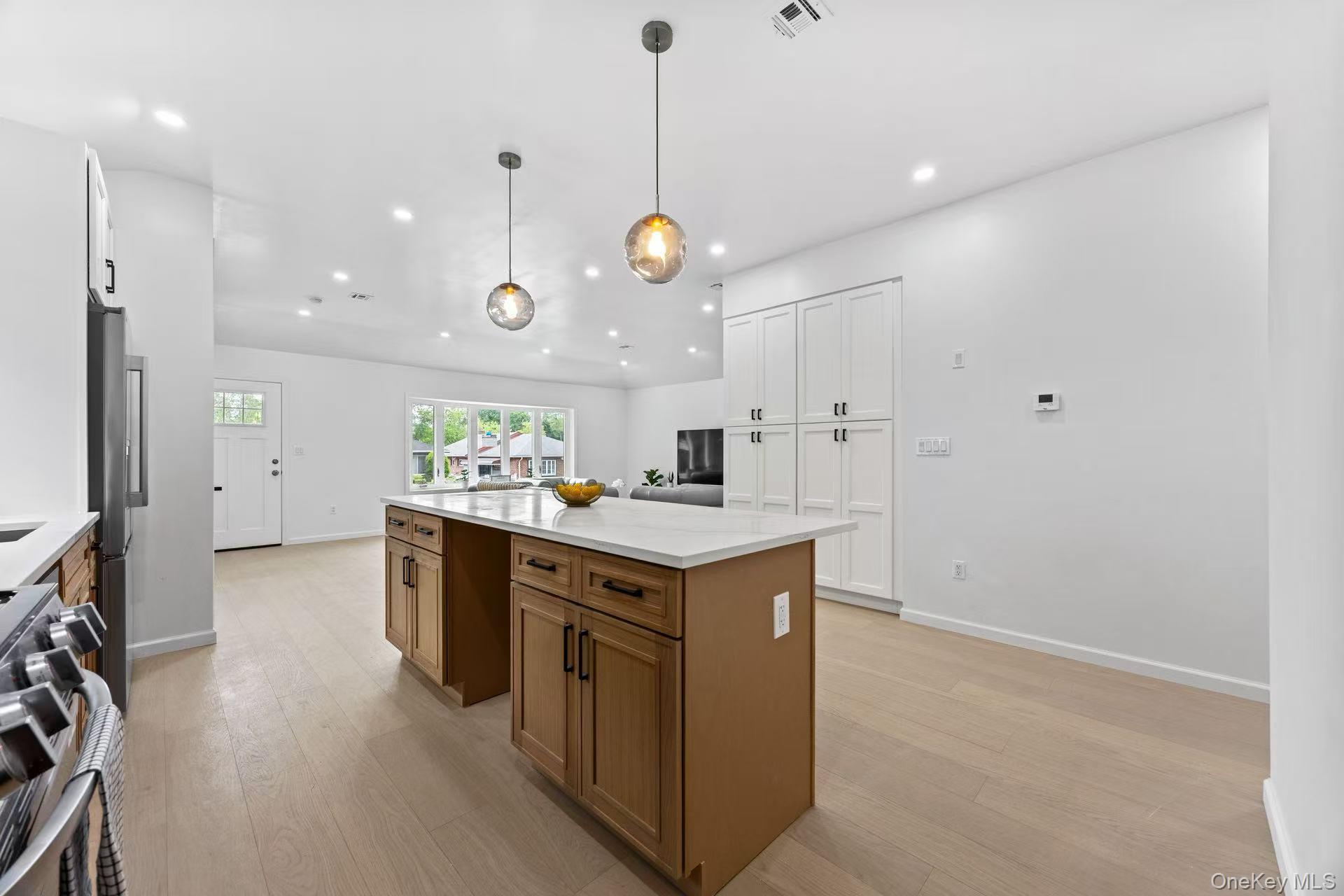 226-59 76th Road Queens, NY 11364 - Photo 5 of 15