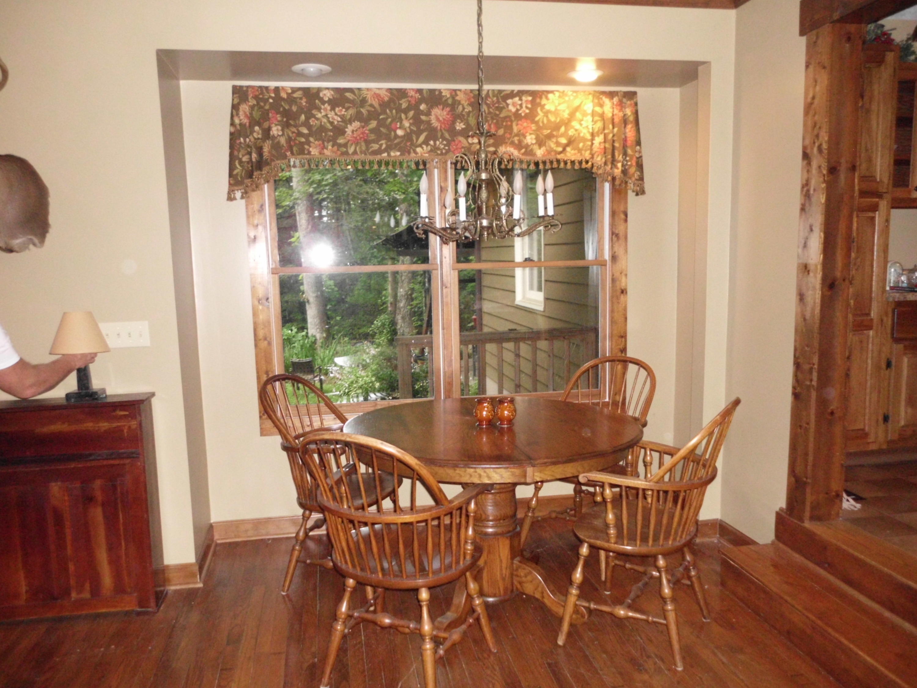 350 Raccoon Valley Road Powell, TN 37849 - Photo 9 of 19 Family Room