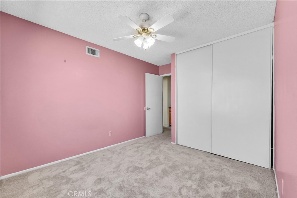896 North Arrowhead Avenue Rialto, CA 92376 - Photo 27 of 31