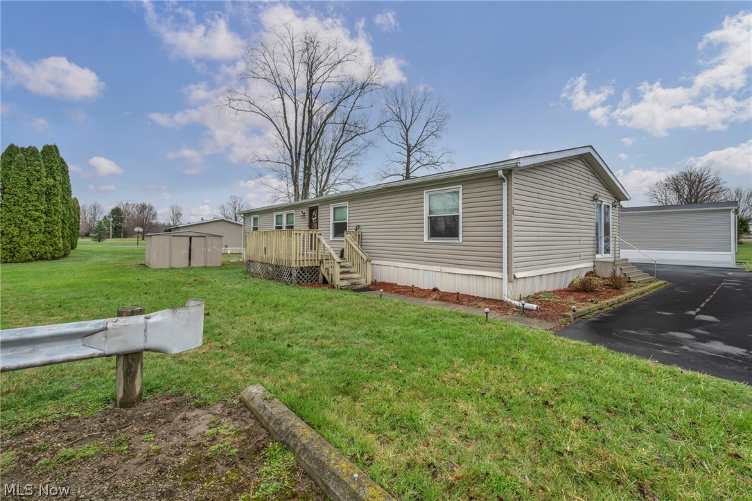 863 Peru Olena Road East, Unit 23 Norwalk, OH 44857 - Photo 3 of 31