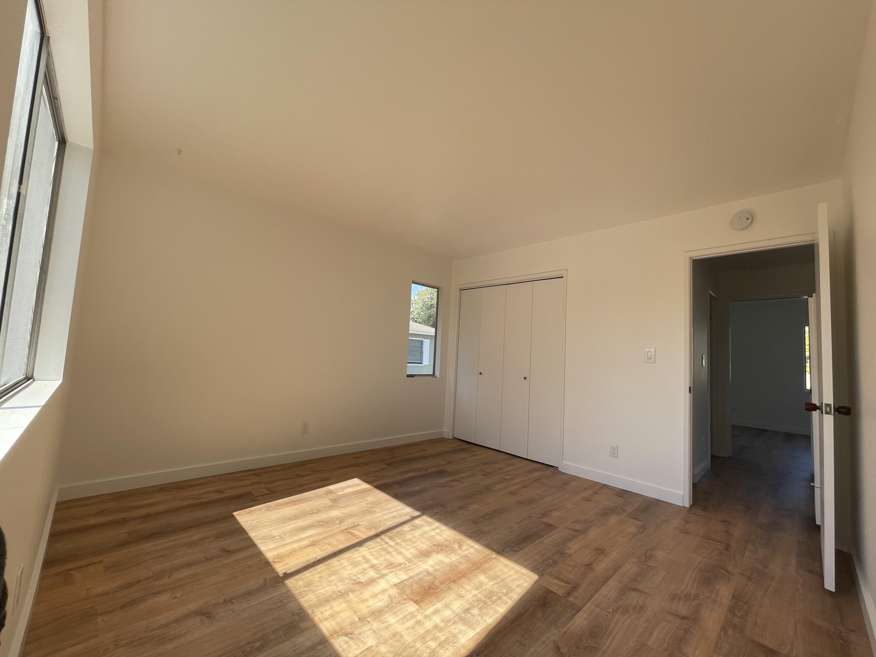 2827-2829 Serena Road Santa Barbara, CA 93105 - Photo 20 of 27 Second Residence Bedroom 1