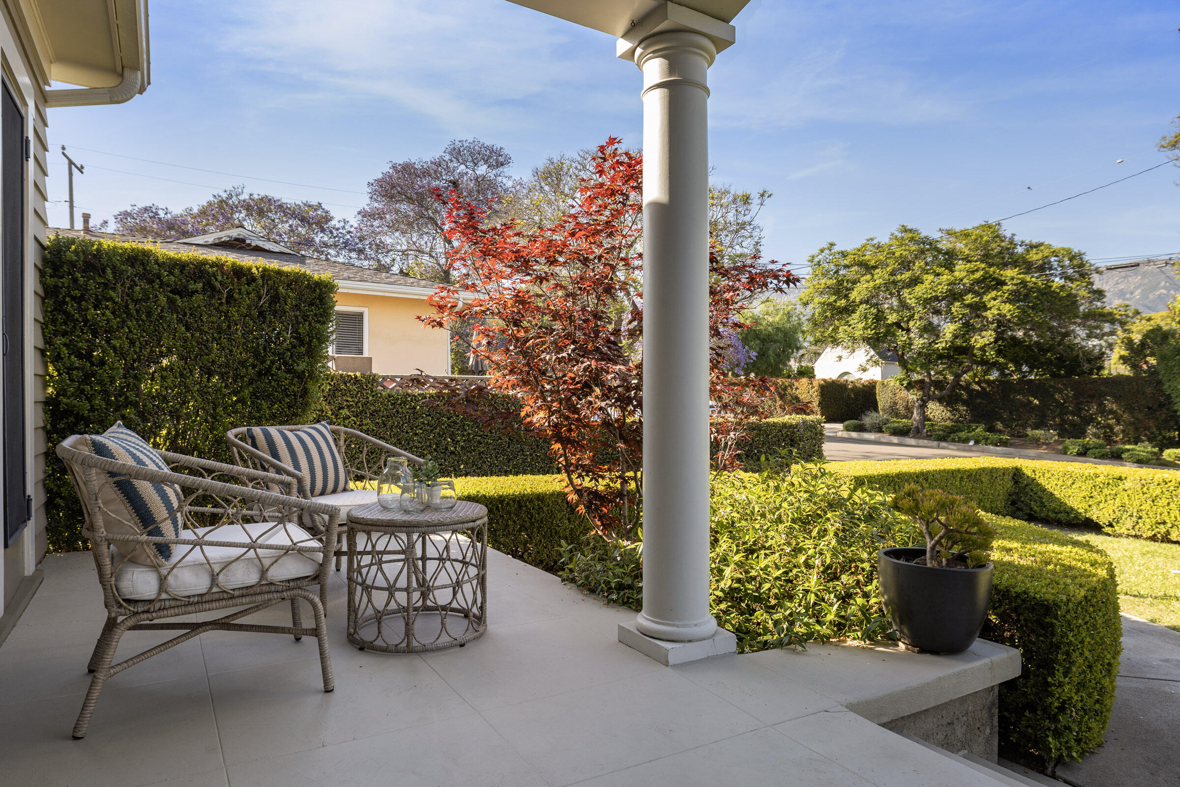 2827-2829 Serena Road Santa Barbara, CA 93105 - Photo 3 of 27 Front House Porch