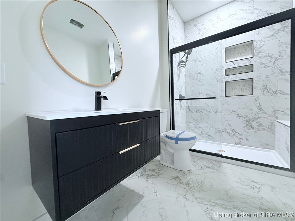 1401 Mt. Zion Road Henryville, IN 47126 - Photo 25 of 31 en suite bath