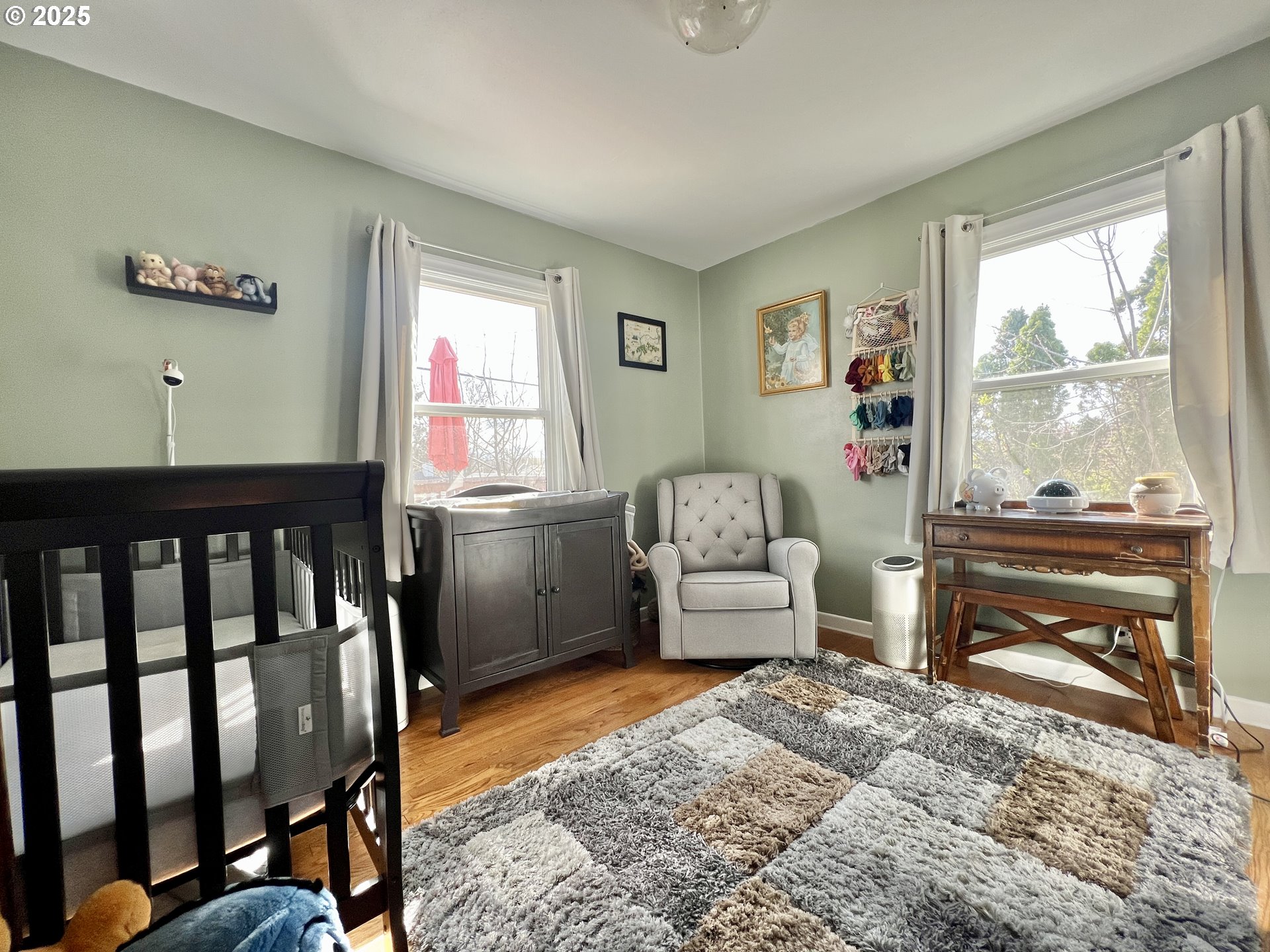 706 Northwest 10th Street Pendleton, OR 97801 - Photo 14 of 19 a living room with furniture and a window