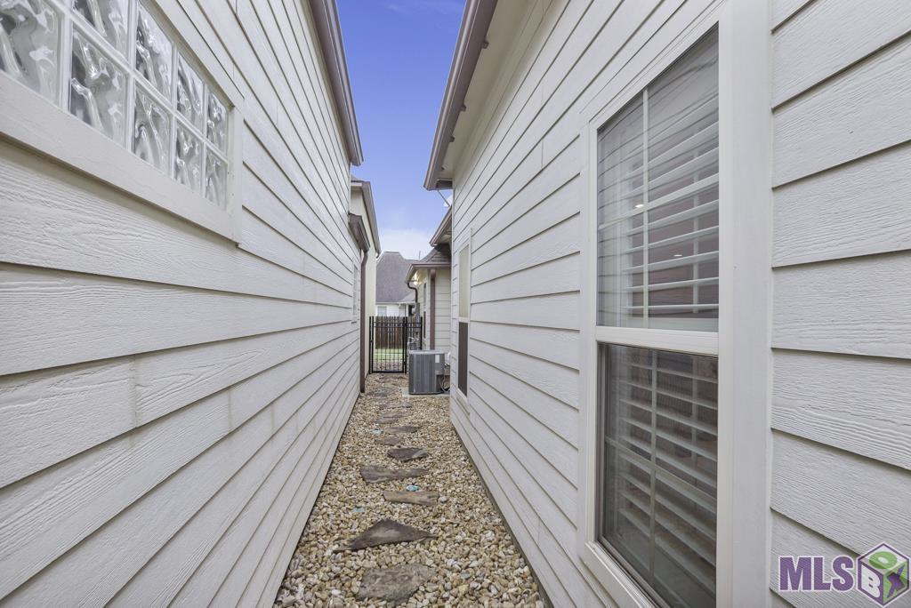 14329 Villa Grove Drive Baton Rouge, LA 70810 - Photo 18 of 20