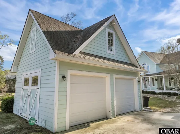 $849,900 | 113 Duck Woods Drive, Kitty Hawk, NC 27949