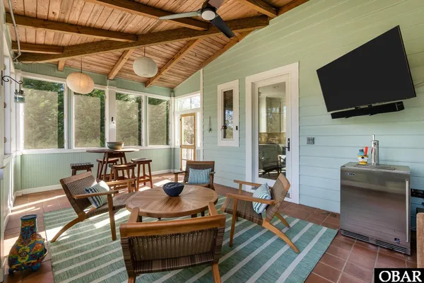 $849,900 | 113 Duck Woods Drive, Kitty Hawk, NC 27949