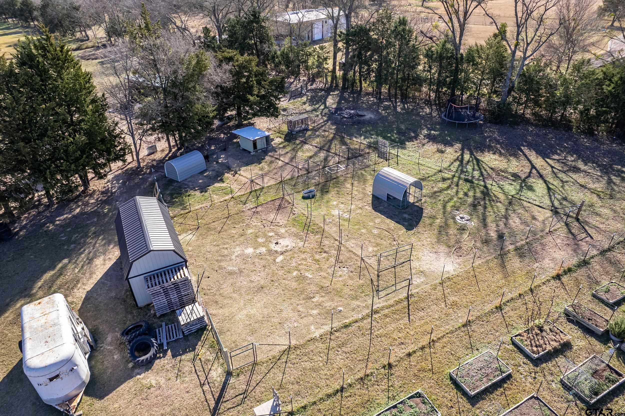 488 VZ County Road Ben Wheeler, TX 75754 - Photo 25 of 47 a view of sitting area