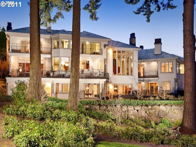 1186 Crestline Court Lake Oswego, OR 97034 - Photo 2 of 21 a front view of a house with a yard