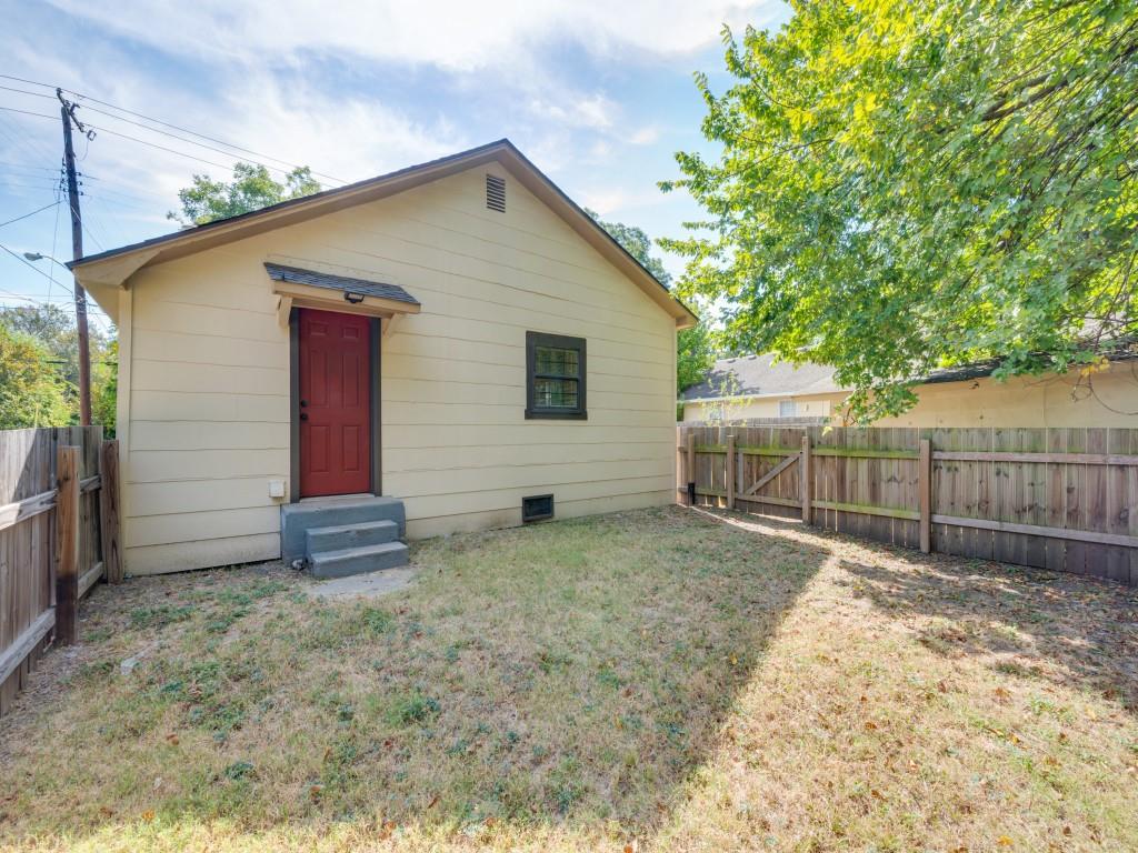 541 Denison Street Gainesville, TX 76240 - Photo 20 of 24 Gallery Image 20