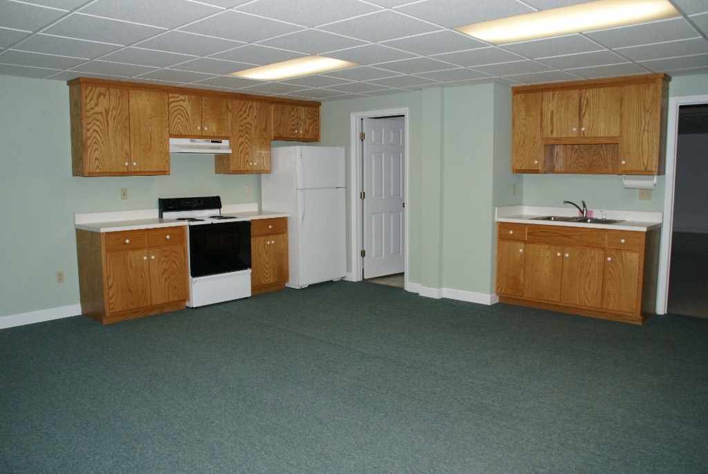 255 Periwinkle Road Moneta, VA 24121 - Photo 13 of 19 Lower Level Kitchen