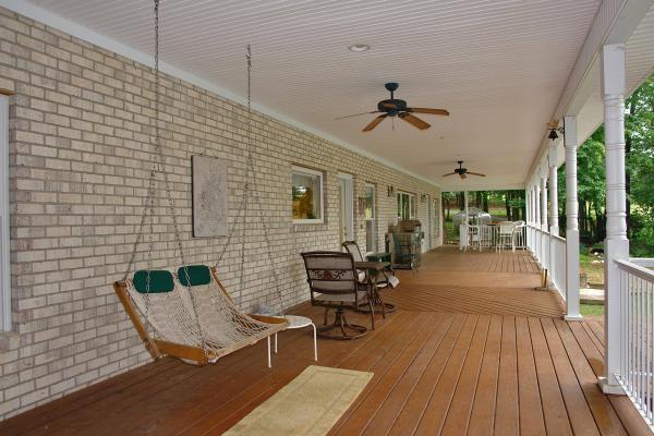 255 Periwinkle Road Moneta, VA 24121 - Photo 6 of 19 Upper level covered porch
