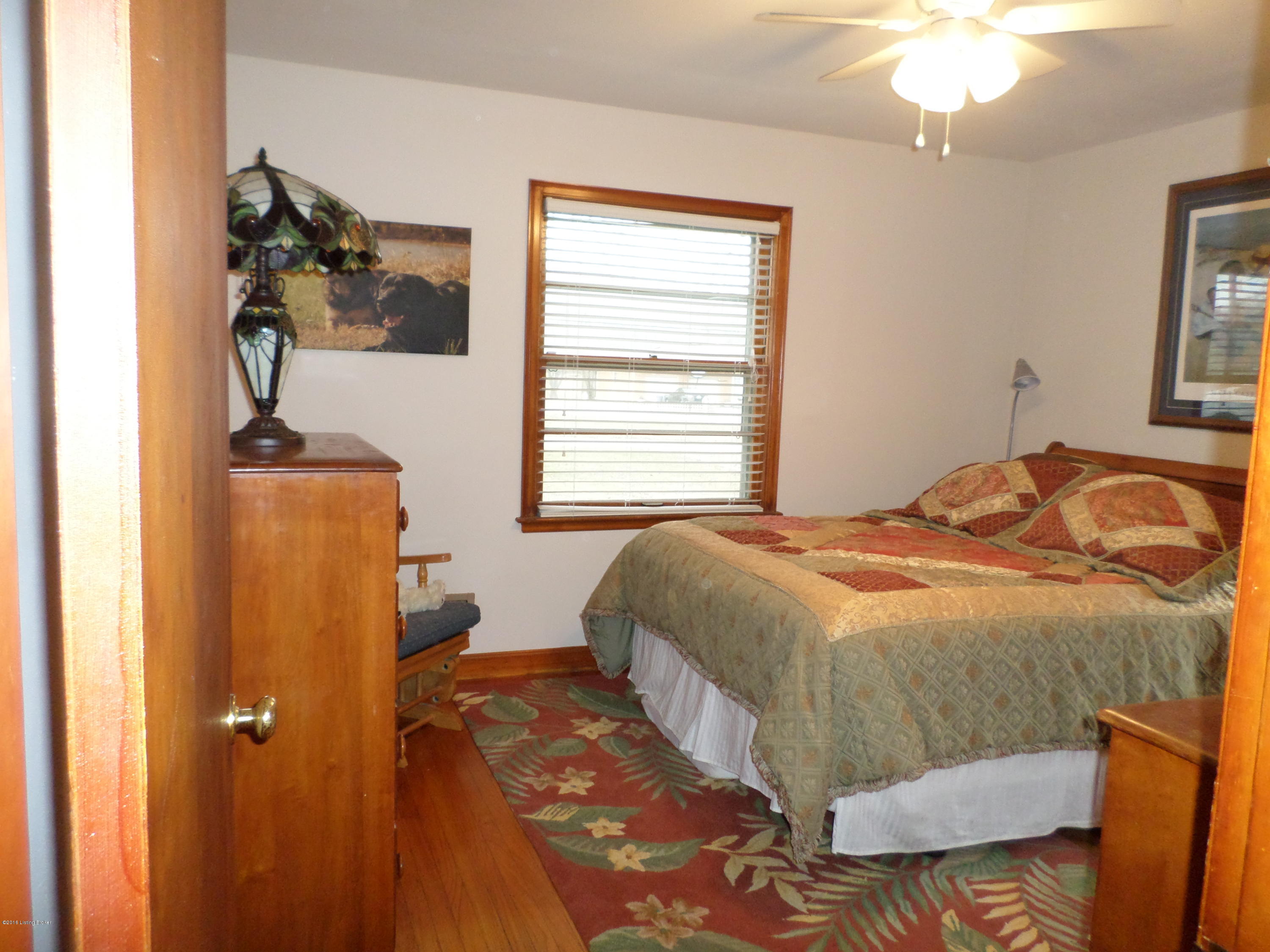 9719 3rd Street Road Louisville, KY 40272 - Photo 20 of 25 SAM_2748