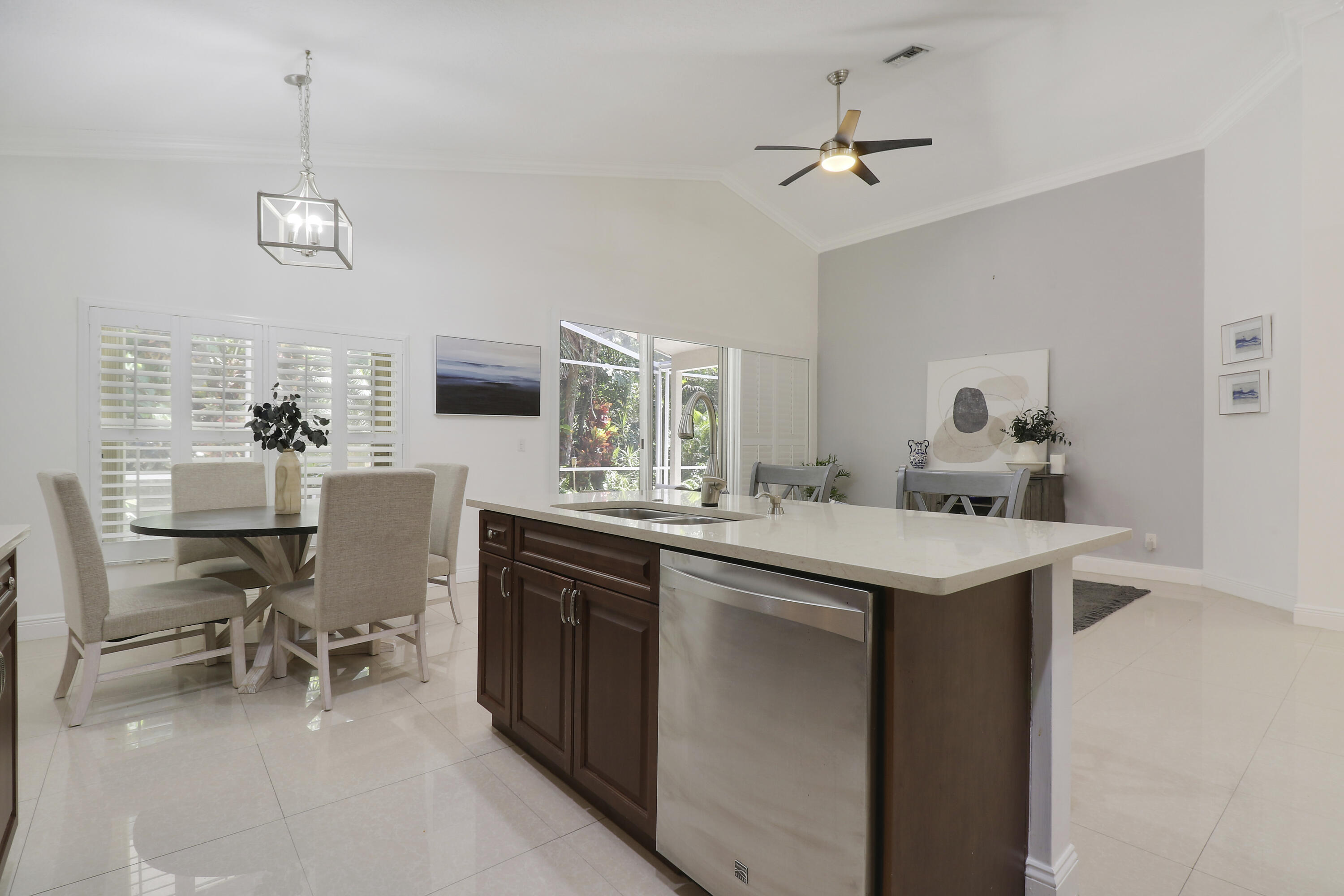 211 Pennock Trace Drive Jupiter, FL 33458 - Photo 12 of 39 Kitchen / Dining / Living Room
