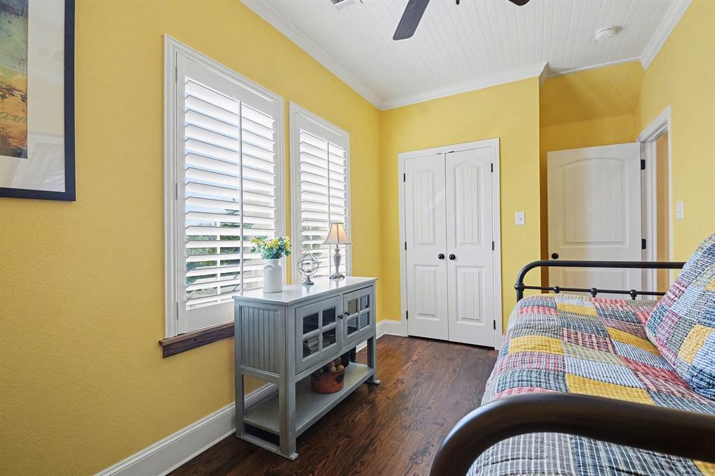 809 West Louisiana Street McKinney, TX 75069 - Photo 30 of 36