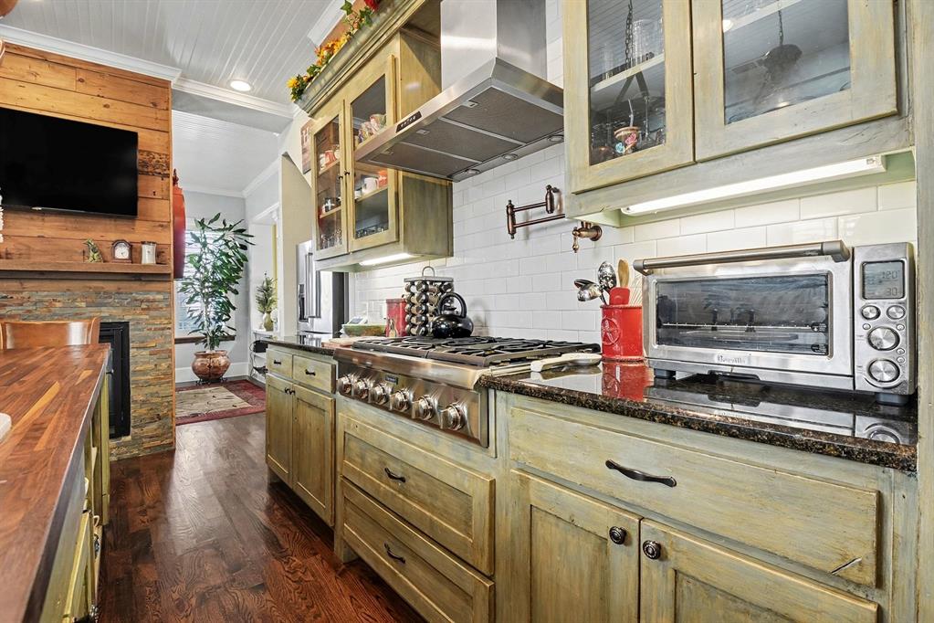 809 West Louisiana Street McKinney, TX 75069 - Photo 5 of 36