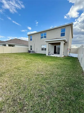 $3,250 | 18011 Canopy Place, Bradenton, FL 34211
