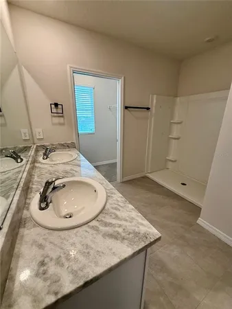 $3,250 | 18011 Canopy Place, Bradenton, FL 34211
