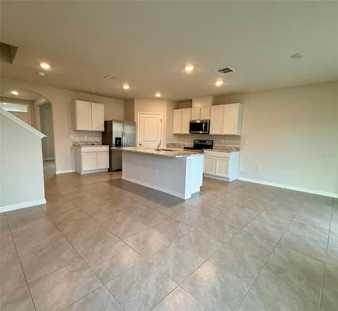 $3,250 | 18011 Canopy Place, Bradenton, FL 34211