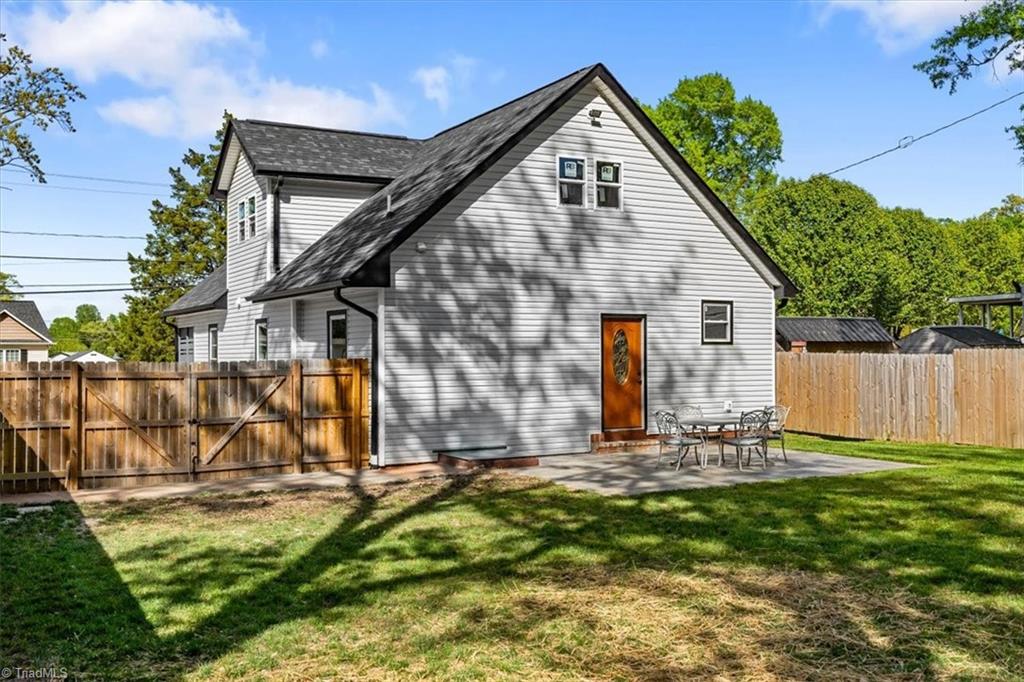 609 Unity Street Thomasville, NC 27360 - Photo 33 of 35