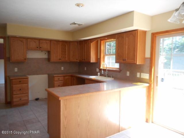 432 Neyhart Road Stroudsburg, PA 18360 - Photo 11 of 14 Kitchen View 2