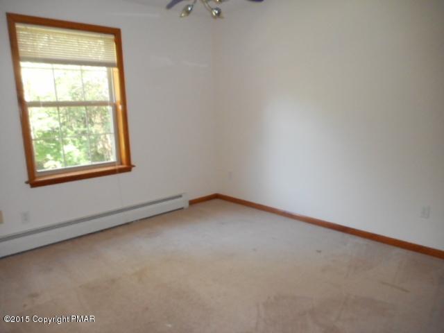 432 Neyhart Road Stroudsburg, PA 18360 - Photo 9 of 14 Bedroom 2