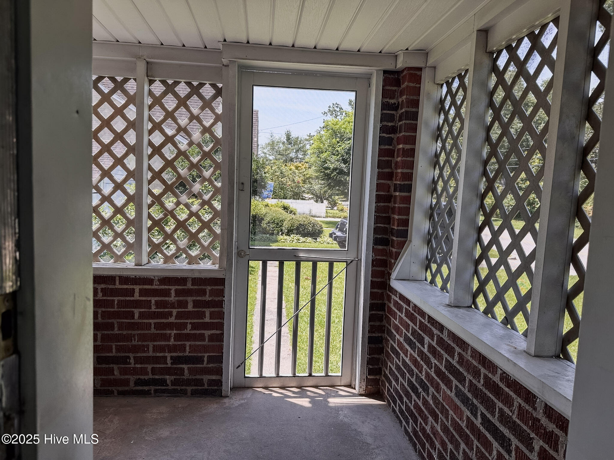 202 East 17th Street Lumberton, NC 28358 - Photo 27 of 29 IMG_8824