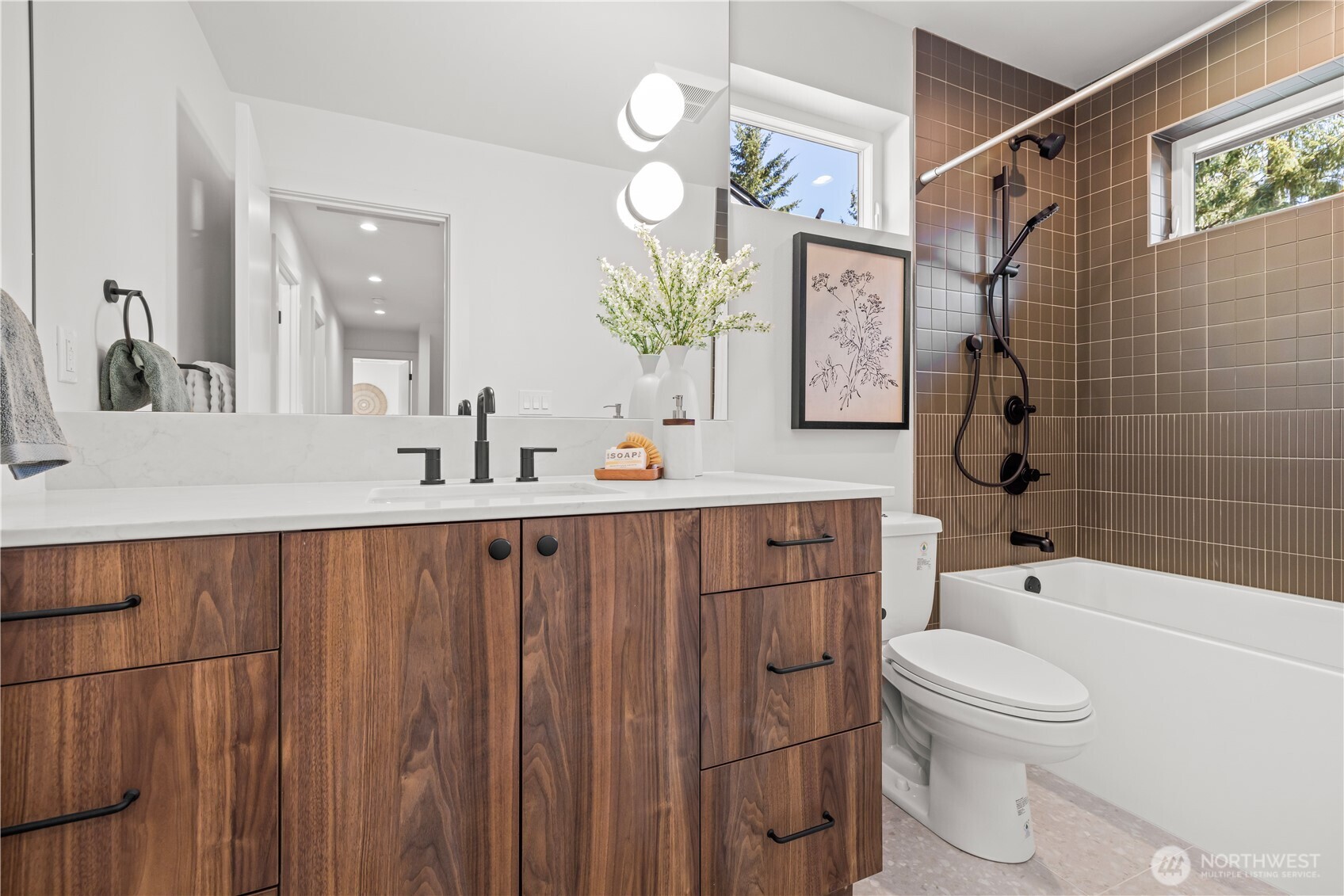 3020 Northeast 95th Street Seattle, WA 98115 - Photo 23 of 39