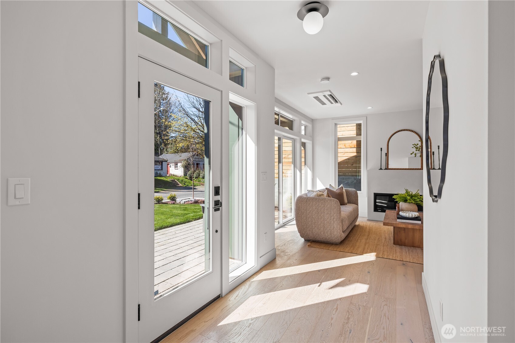 3020 Northeast 95th Street Seattle, WA 98115 - Photo 3 of 39