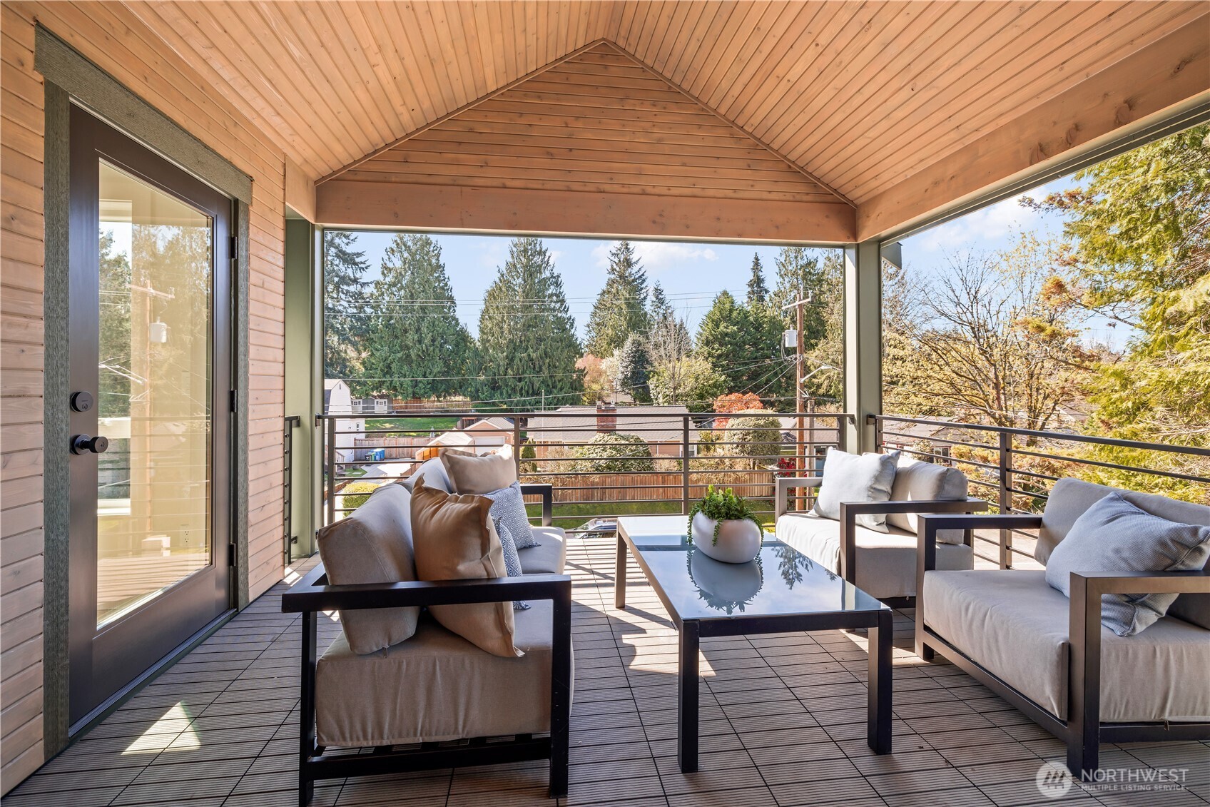 3020 Northeast 95th Street Seattle, WA 98115 - Photo 31 of 39