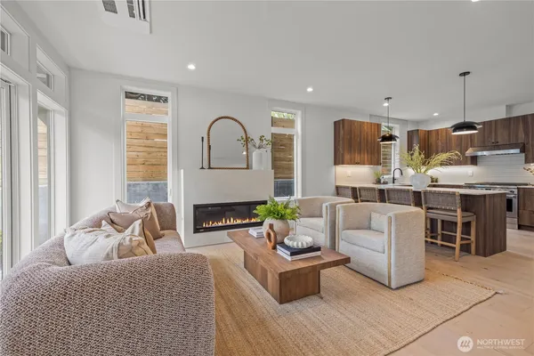 $1,625,000 | 3020 Northeast 95th Street, Seattle, WA 98115