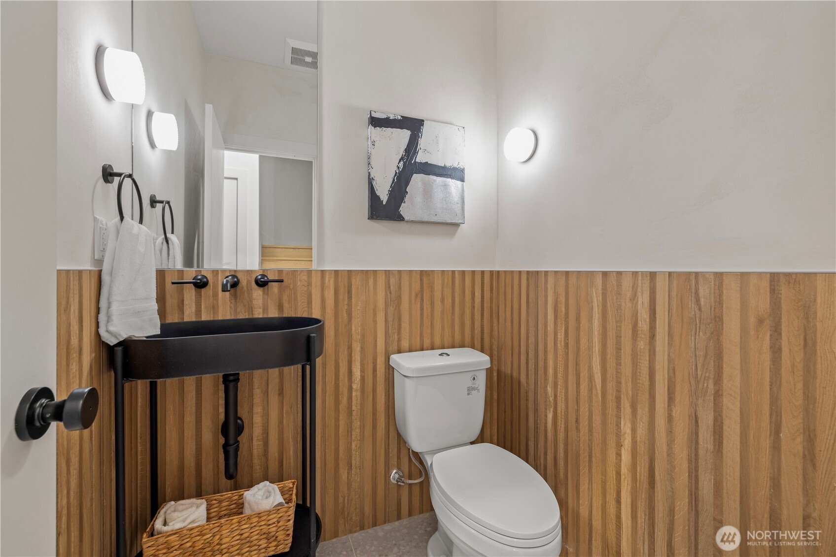 3020 Northeast 95th Street Seattle, WA 98115 - Photo 6 of 39