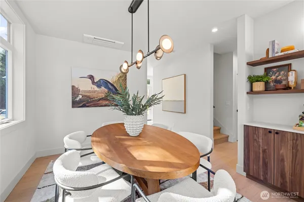$1,625,000 | 3020 Northeast 95th Street, Seattle, WA 98115
