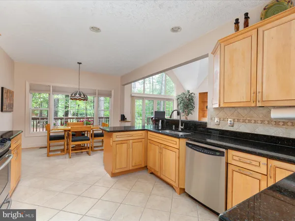 $574,900 | 228 Sunset Circle, Cross Junction, VA 22625