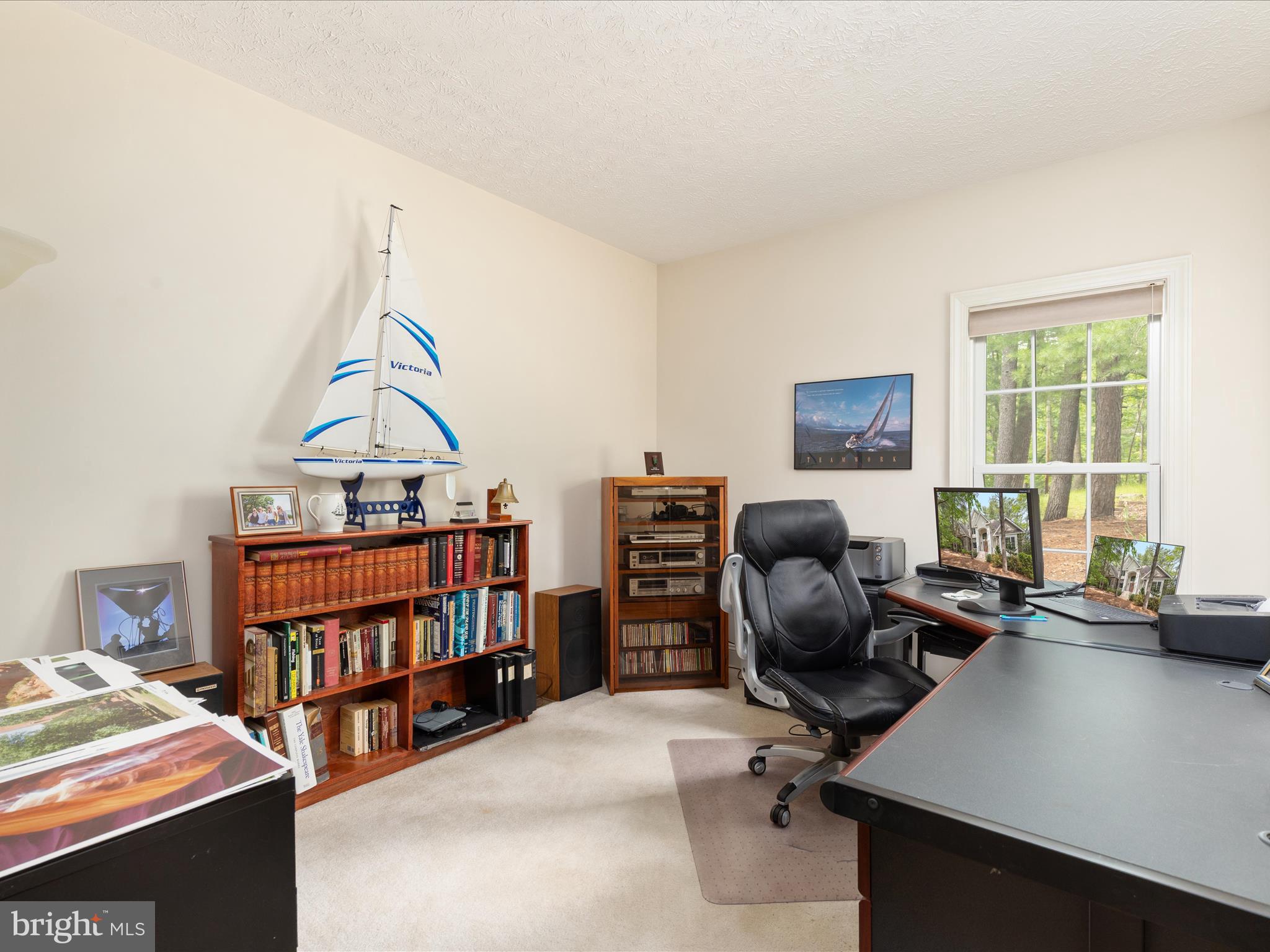 228 Sunset Circle Cross Junction, VA 22625 - Photo 18 of 72 Den/Office on main level