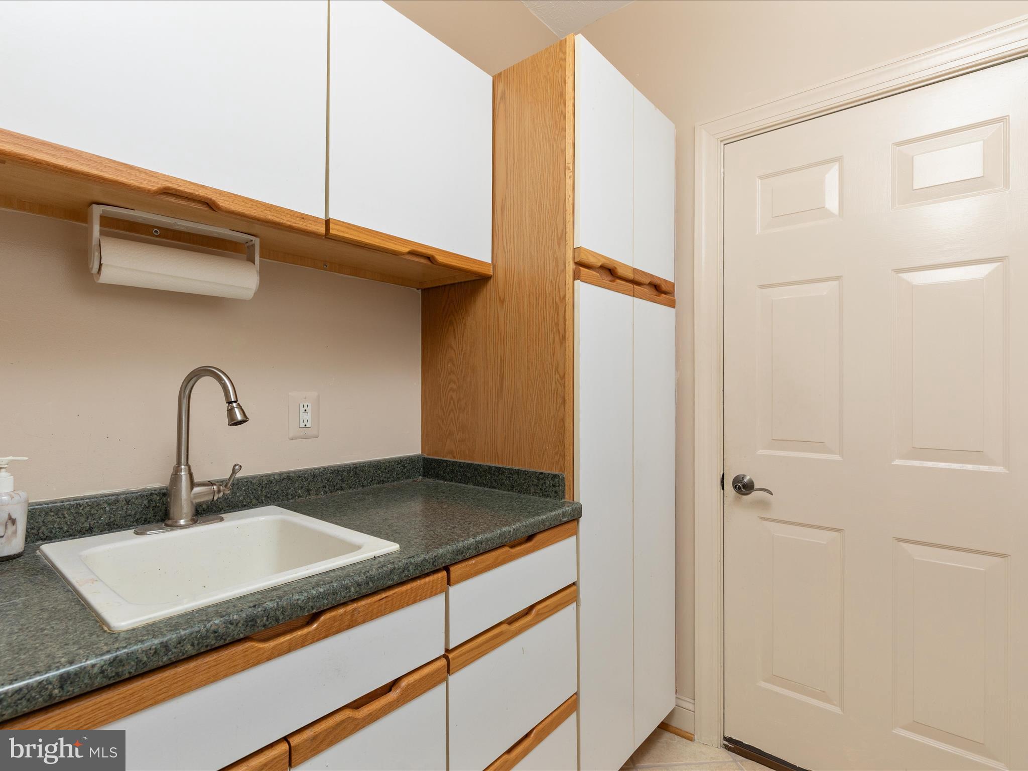 228 Sunset Circle Cross Junction, VA 22625 - Photo 21 of 72