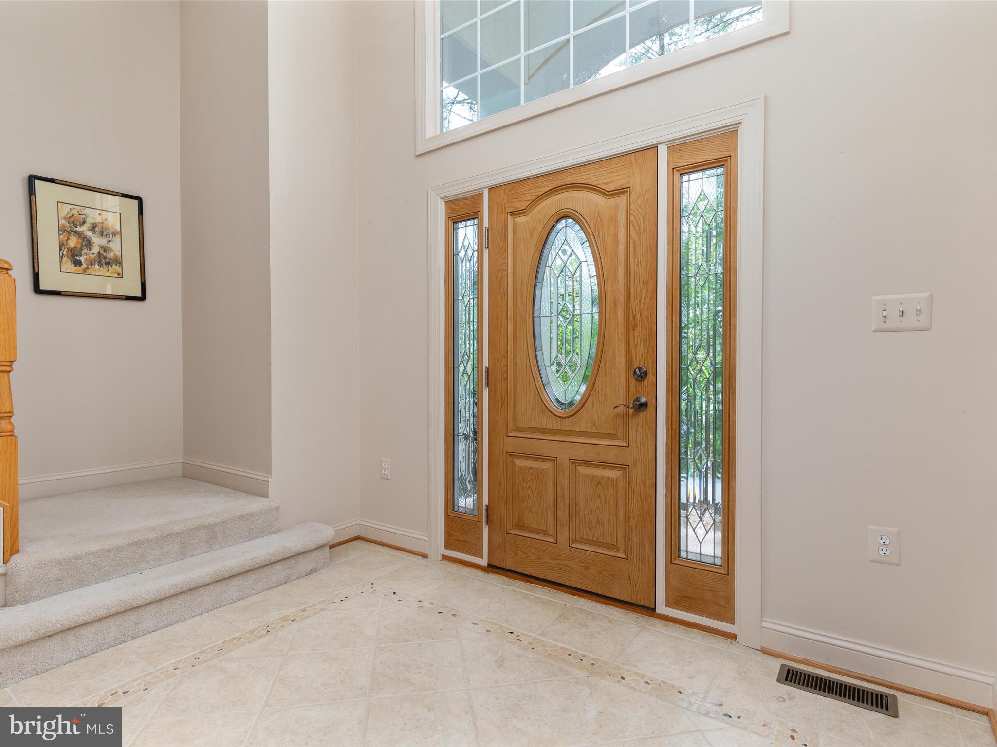 228 Sunset Circle Cross Junction, VA 22625 - Photo 28 of 72 Large entrance foyer