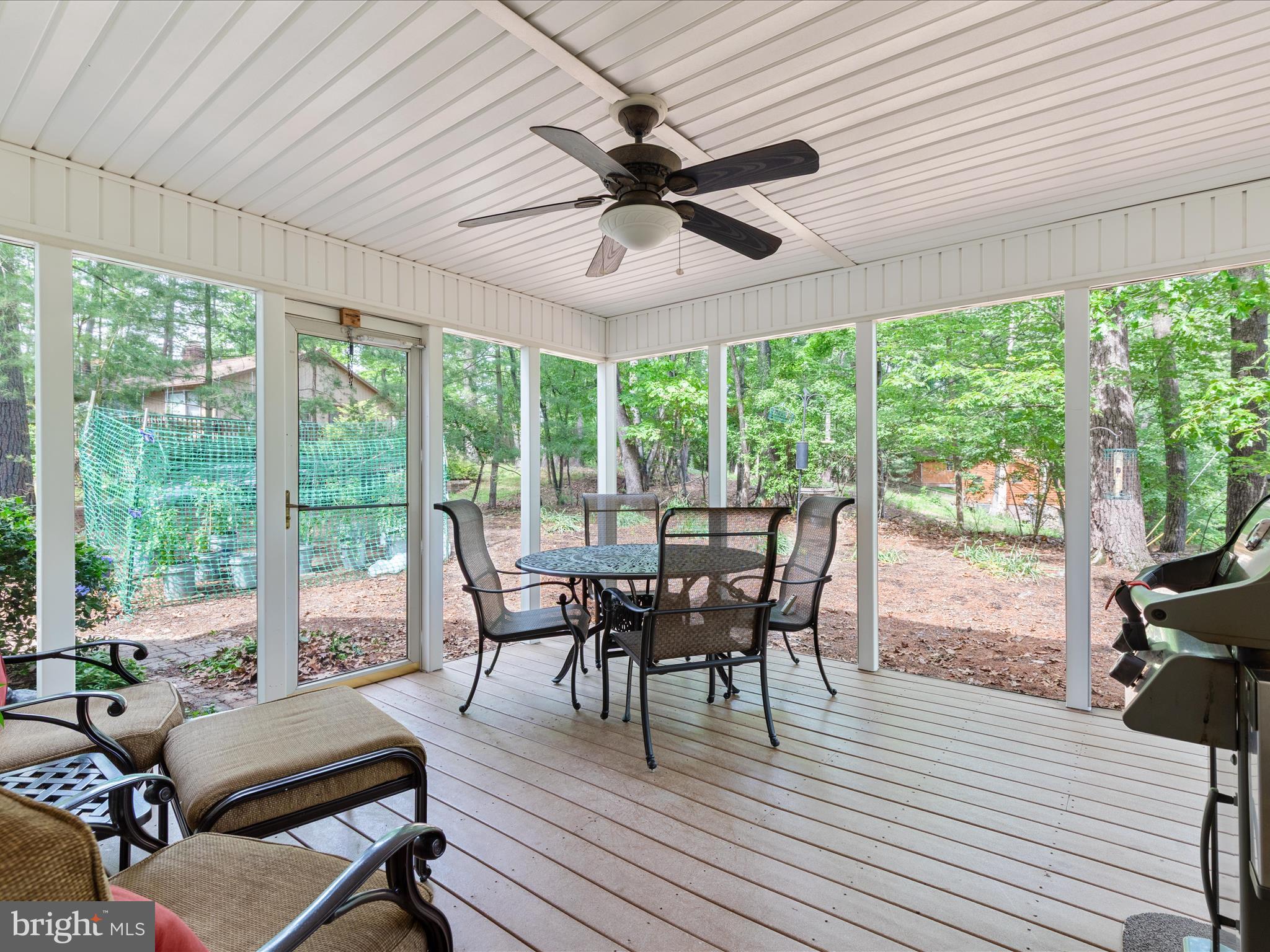 228 Sunset Circle Cross Junction, VA 22625 - Photo 47 of 72 Added bonus on main level
