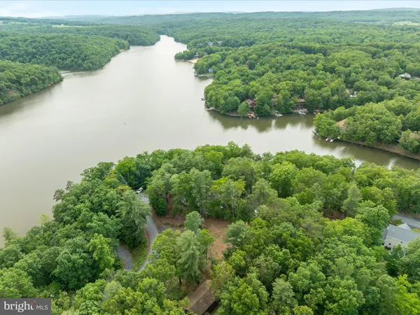 $574,900 | 228 Sunset Circle, Cross Junction, VA 22625