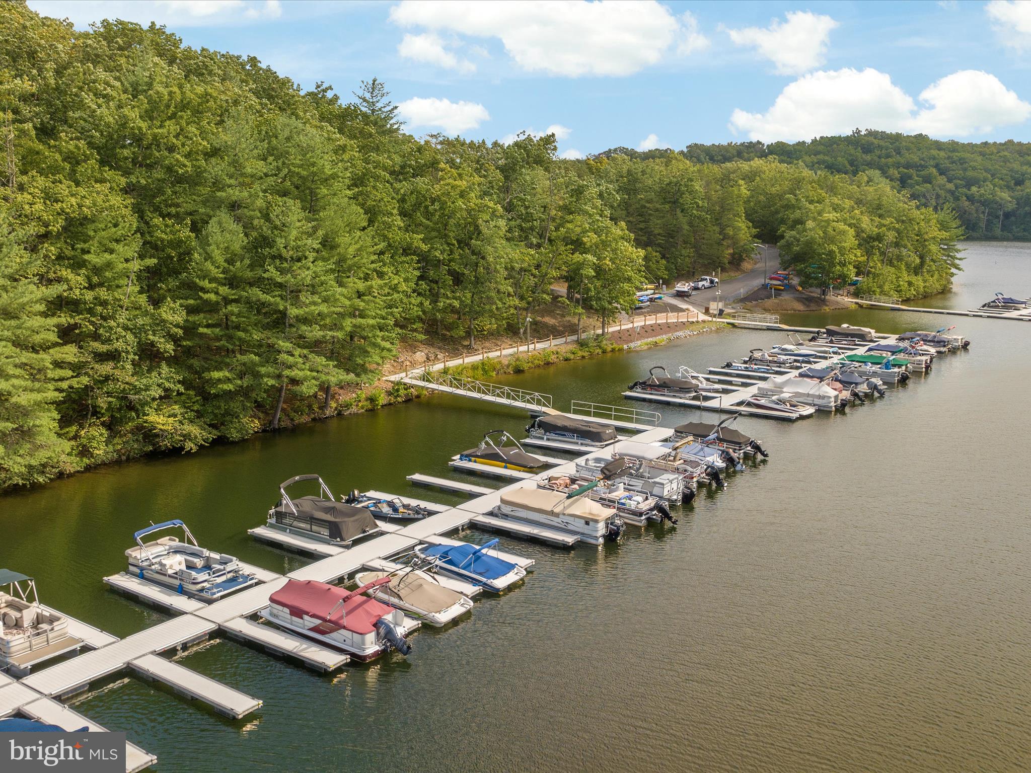 228 Sunset Circle Cross Junction, VA 22625 - Photo 68 of 72 Marina/boat slips