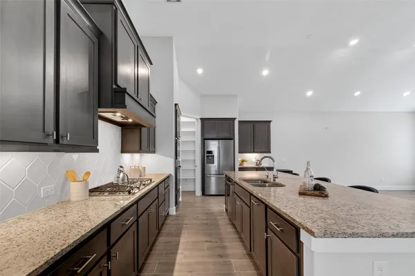 $515,000 | 3415 Mckinney Ridge Drive, Houston, TX 77059