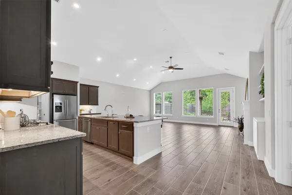 $515,000 | 3415 Mckinney Ridge Drive, Houston, TX 77059