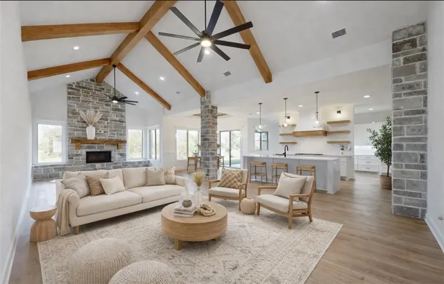 $889,885 | 10070 Crown Point, Iola, TX 77861