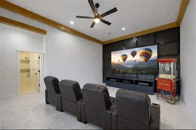 $889,885 | 10070 Crown Point, Iola, TX 77861