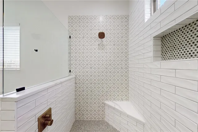 $889,885 | 10070 Crown Point, Iola, TX 77861