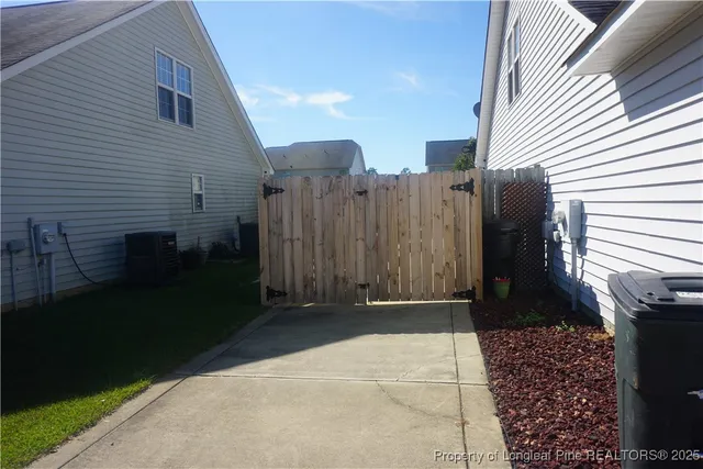 $1,950 | 2913 Aristocrat Lane, Fayetteville, NC 28306