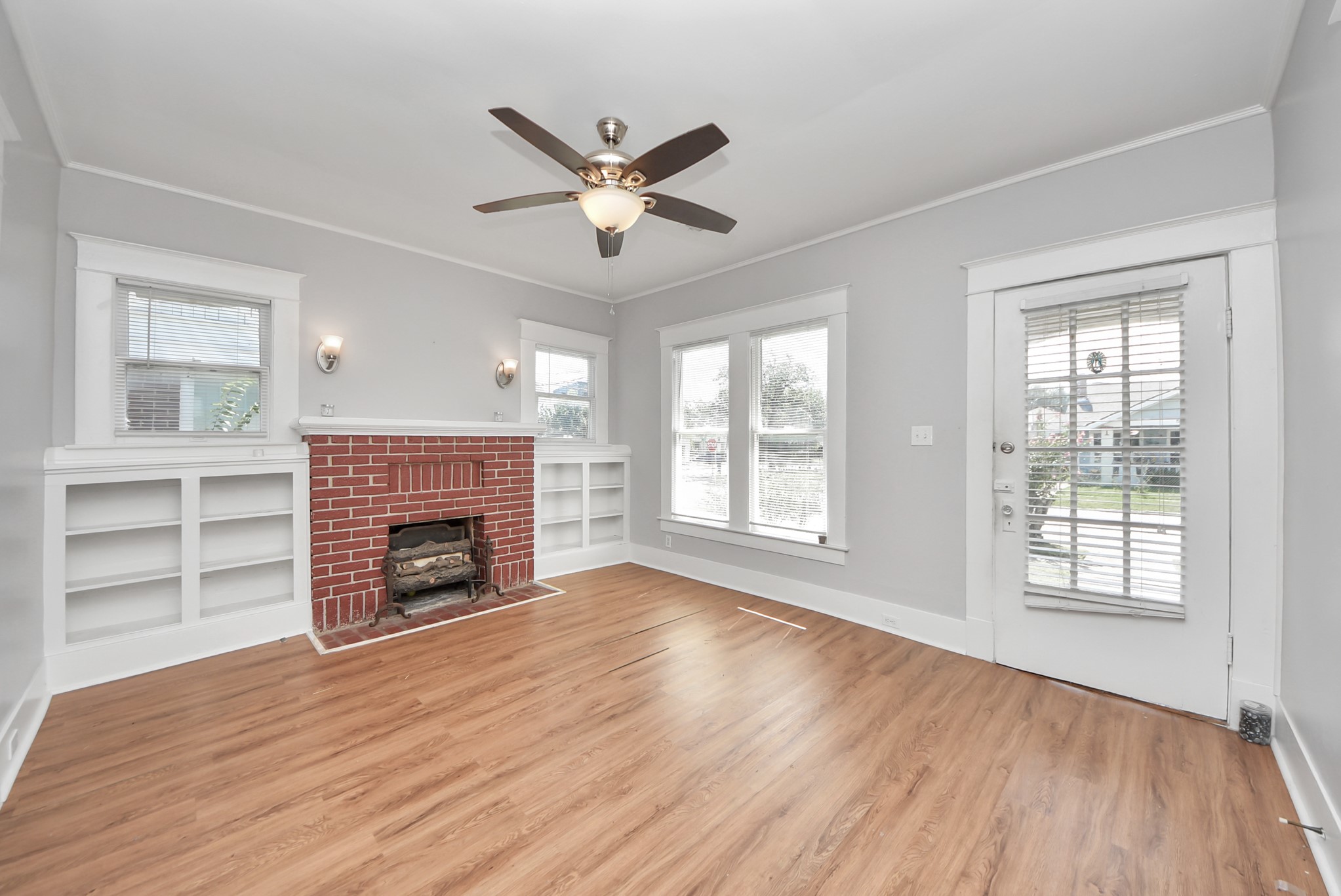 6 Jenkins Street Houston, TX 77003 - Photo 16 of 42