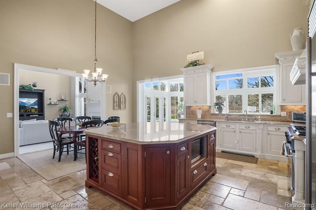 4956 Crestone Way Rochester, MI 48306 - Photo 26 of 61
