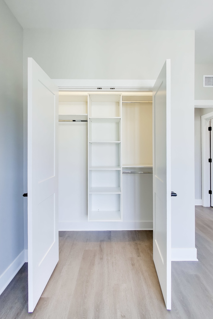 5424 Old Orchard Road Skokie, IL 60077 - Photo 18 of 39